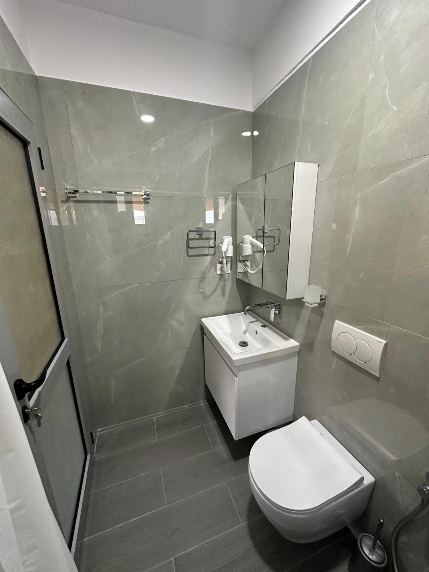 River Bridge Private Room Gjirokastra Zewnętrze zdjęcie