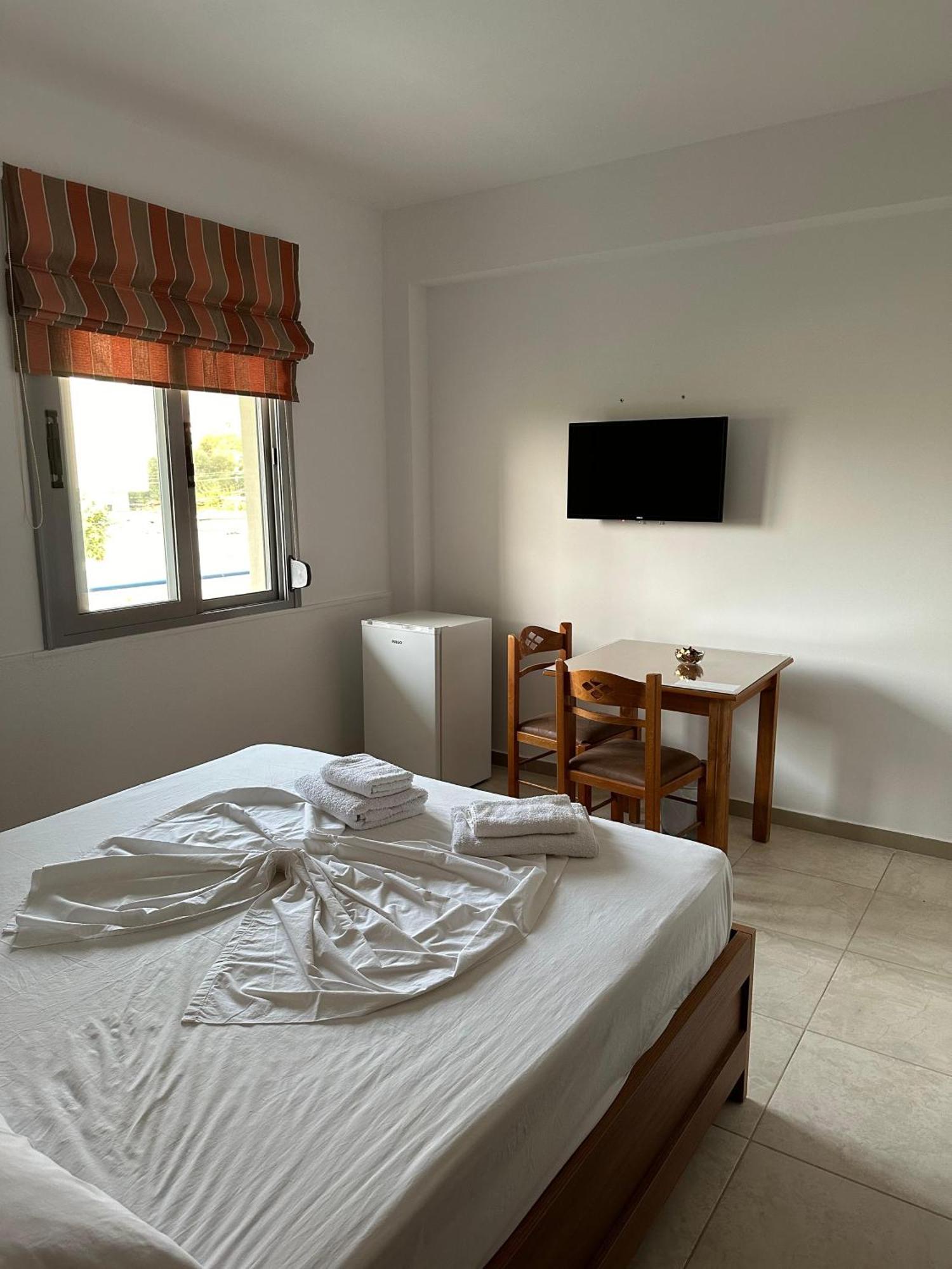 River Bridge Private Room Gjirokastra Zewnętrze zdjęcie